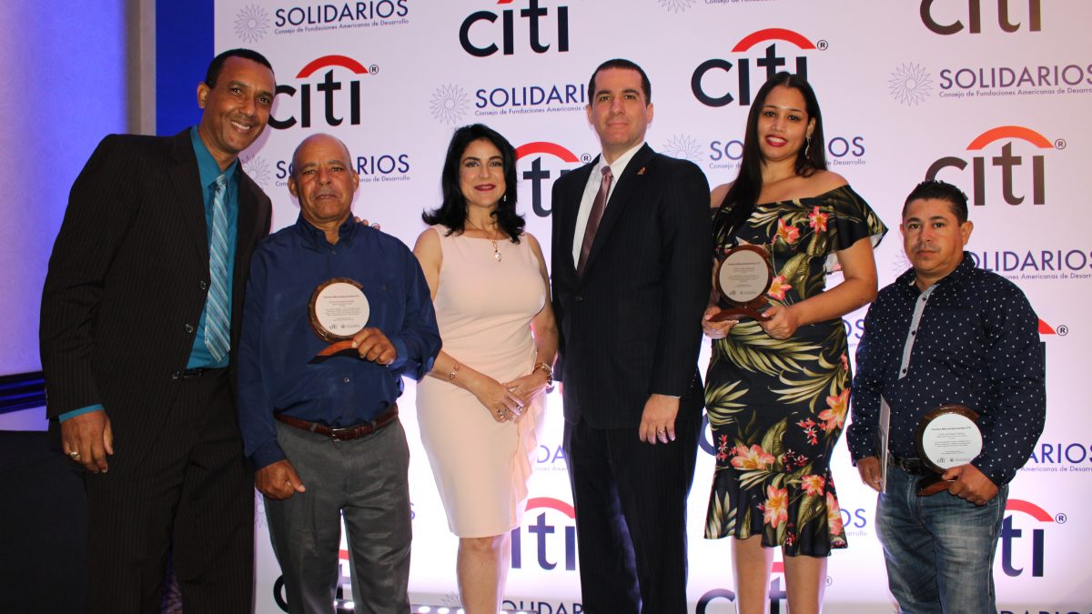En ceremonia premios CITI, FDD con ganadores